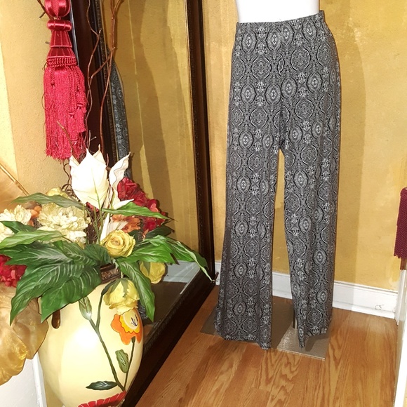 AB Studio Pants - Women's AB Studio Print Soft stretch Pants L